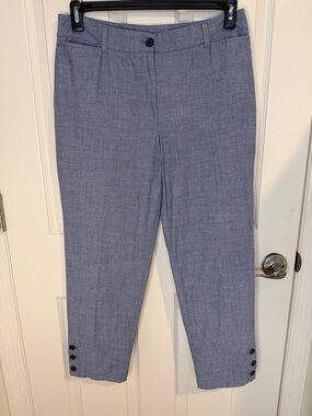 Talbots Perfect Crop Pants in Chambray Blue Cotton fabric. 100% cotton  size 6